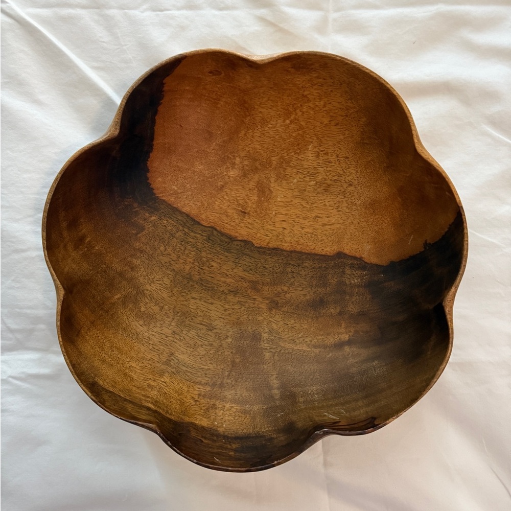 Elegant Mango Wood Bowl